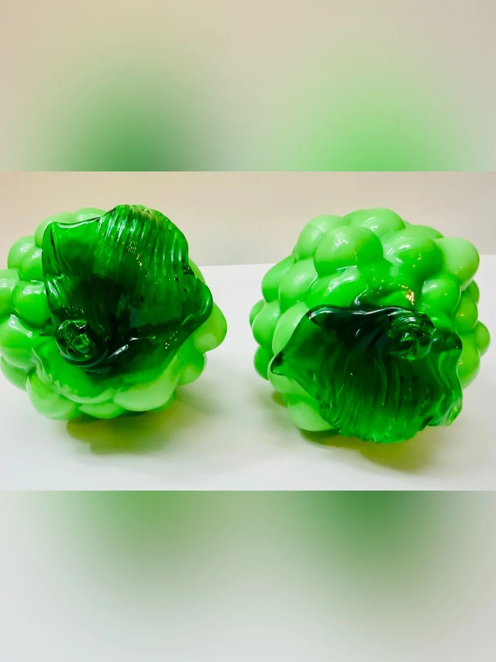 Green Glass Grape Clusters Set of 2 Fruit Figurines 6” Table Decor